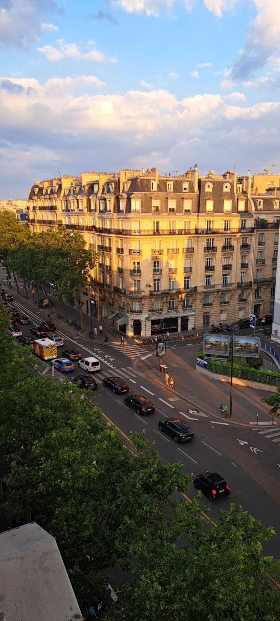 Studio Arc De Triomphe Champs Elysees París Exterior foto
